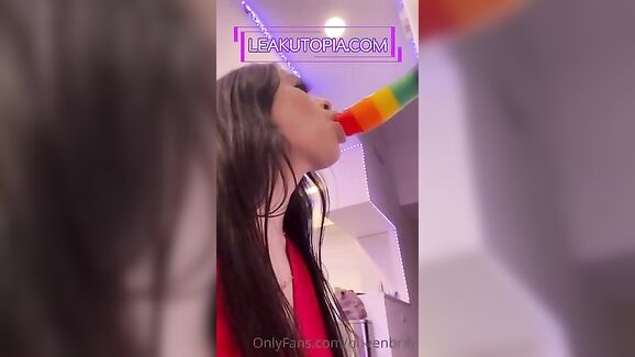 QueenBri69 Rainbow Dildo Blowjob Leaked