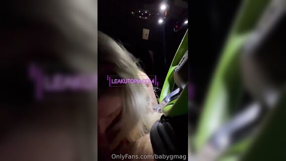 Stefanie Knight Sucks & Fucks in Car Leaked